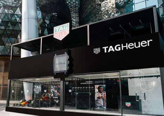 Tag Heuer – Double Storey – Pop up